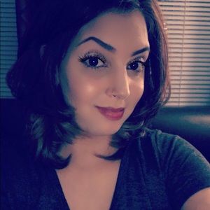 Meet your Posher, Christy